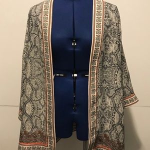 COPY - MAX STUDIO PAISLEY PRINT KIMONOS SIZE L